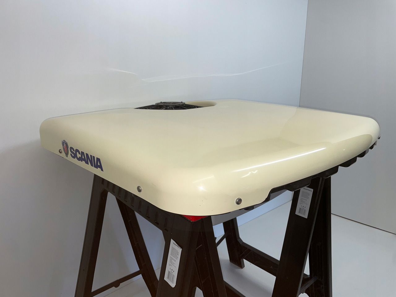 KLIMATYZACJA POSTOJOWA SLIM SCANIA NTG MC2358116 - Компресор кондиціонера в категорії Вантажівки: фото 2 KLIMATYZACJA POSTOJOWA SLIM SCANIA NTG MC2358116 - Компресор кондиціонера в категорії Вантажівки: фото 2