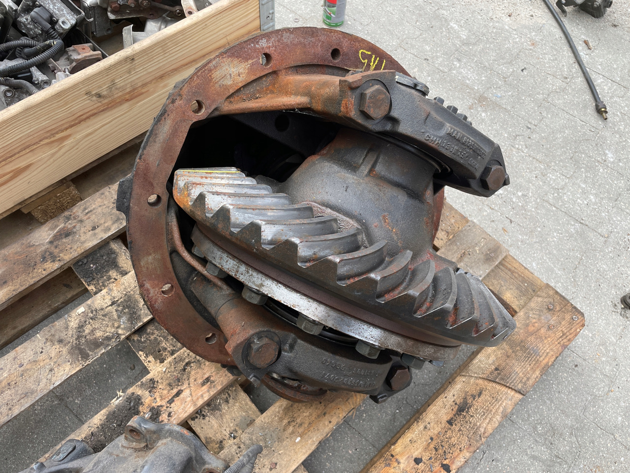 MAN TGX TGS TGA WKŁAD DYFERENCJAŁ MOSTU DYFER 38:15, 81350106301 - Задня вісь в категорії Вантажівки: фото 2 MAN TGX TGS TGA WKŁAD DYFERENCJAŁ MOSTU DYFER 38:15, 81350106301 - Задня вісь в категорії Вантажівки: фото 2