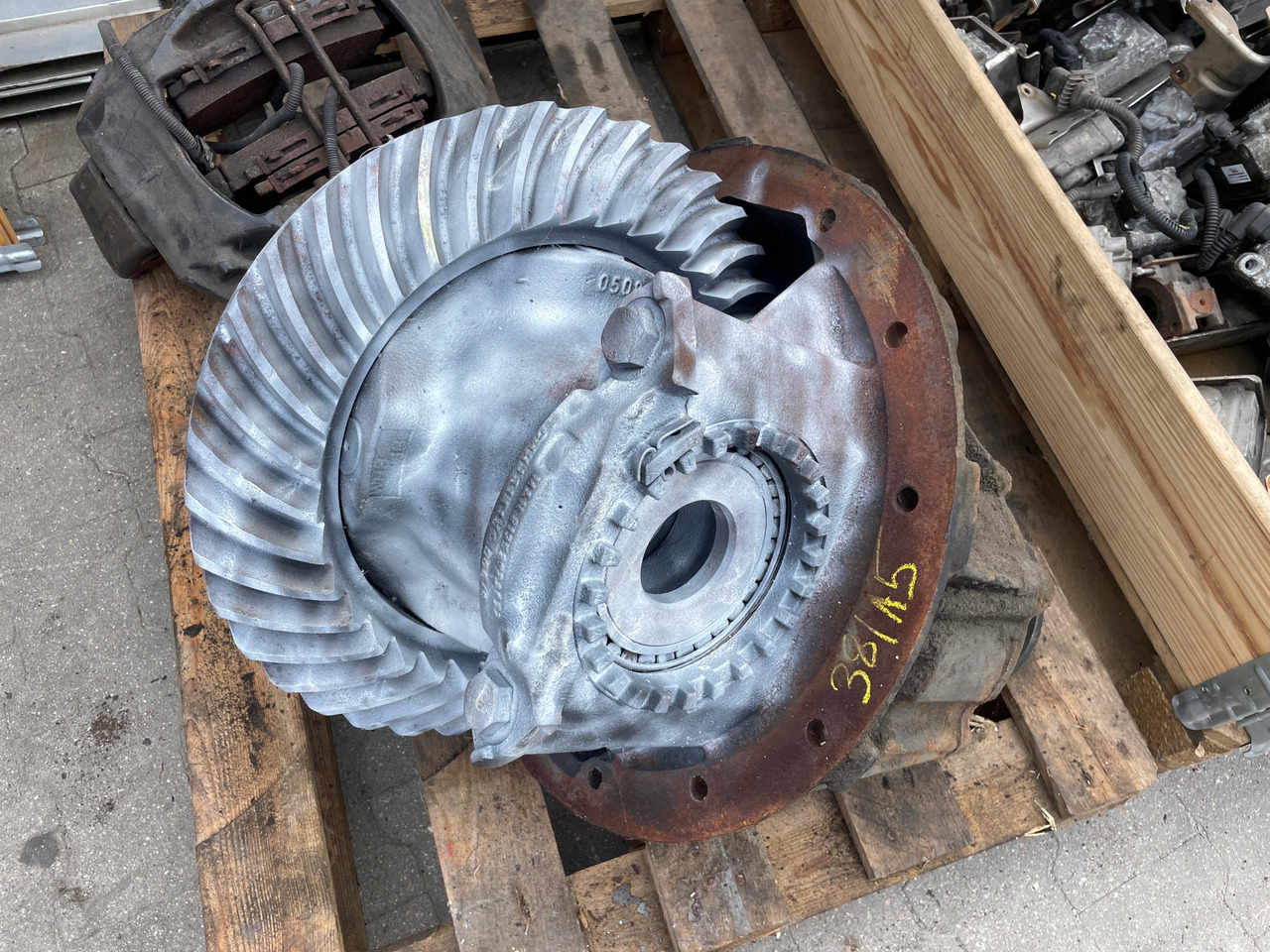 MAN TGX TGS TGA WKŁAD DYFERENCJAŁ MOSTU DYFER 38:15, 81350106301 - Задня вісь в категорії Вантажівки: фото 4 MAN TGX TGS TGA WKŁAD DYFERENCJAŁ MOSTU DYFER 38:15, 81350106301 - Задня вісь в категорії Вантажівки: фото 4