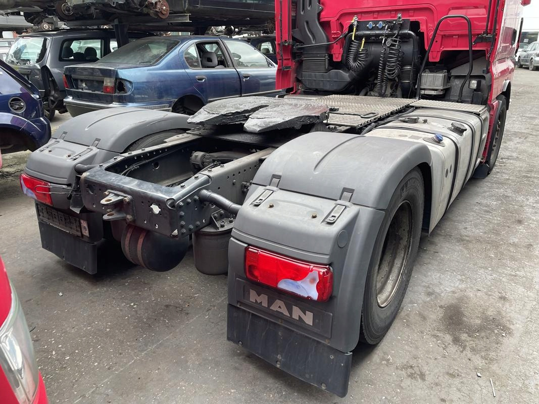 SIODŁO JOST MAN TGX TGS TGS 185 MM ZACZEP HAK - Сідло в категорії Вантажівки: фото 2 SIODŁO JOST MAN TGX TGS TGS 185 MM ZACZEP HAK - Сідло в категорії Вантажівки: фото 2