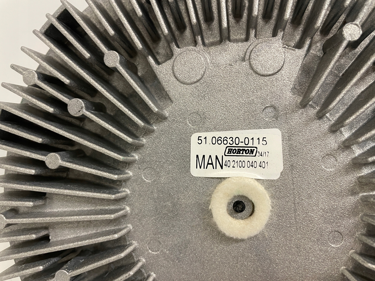 WISCOZA SPRZĘGŁO WISKOTYCZNE WENTYLATOR MAN TGA D28 D 28 51066300115 - Вентилятор в категорії Вантажівки: фото 2 WISCOZA SPRZĘGŁO WISKOTYCZNE WENTYLATOR MAN TGA D28 D 28 51066300115 - Вентилятор в категорії Вантажівки: фото 2