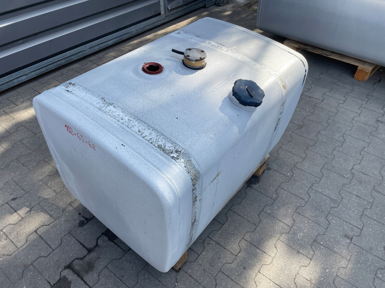 ZBIORNIK PALIWA 400L MAN, SCANIA, VOLVO, MERCEDES ,IVECO 02922400 - Паливний бак в категорії Вантажівки: фото 2 ZBIORNIK PALIWA 400L MAN, SCANIA, VOLVO, MERCEDES ,IVECO 02922400 - Паливний бак в категорії Вантажівки: фото 2