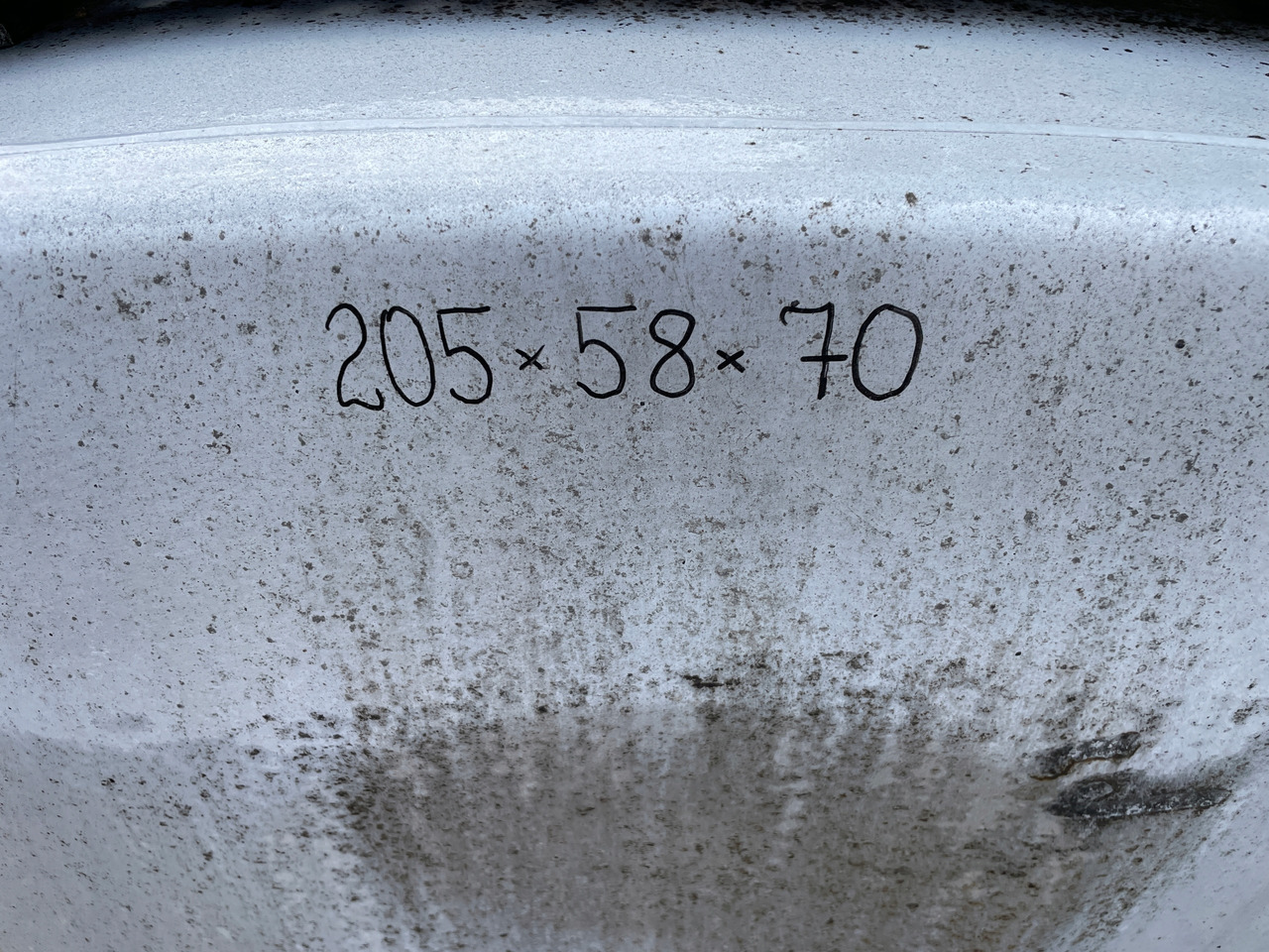 ZBIORNIK PALIWA 595L 75 ADBLUE LOW DECK MAN TGA TGX TGS 2003382 - Паливний бак в категорії Вантажівки: фото 4 ZBIORNIK PALIWA 595L 75 ADBLUE LOW DECK MAN TGA TGX TGS 2003382 - Паливний бак в категорії Вантажівки: фото 4