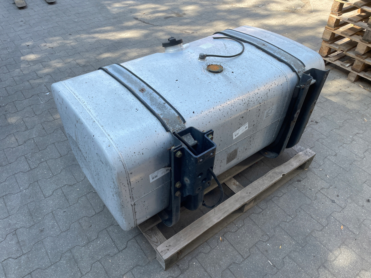 ZBIORNIK PALIWA MAN TGA TGX TGS 480 L LOW DECK 81122015841 - Паливний бак в категорії Вантажівки: фото 5 ZBIORNIK PALIWA MAN TGA TGX TGS 480 L LOW DECK 81122015841 - Паливний бак в категорії Вантажівки: фото 5