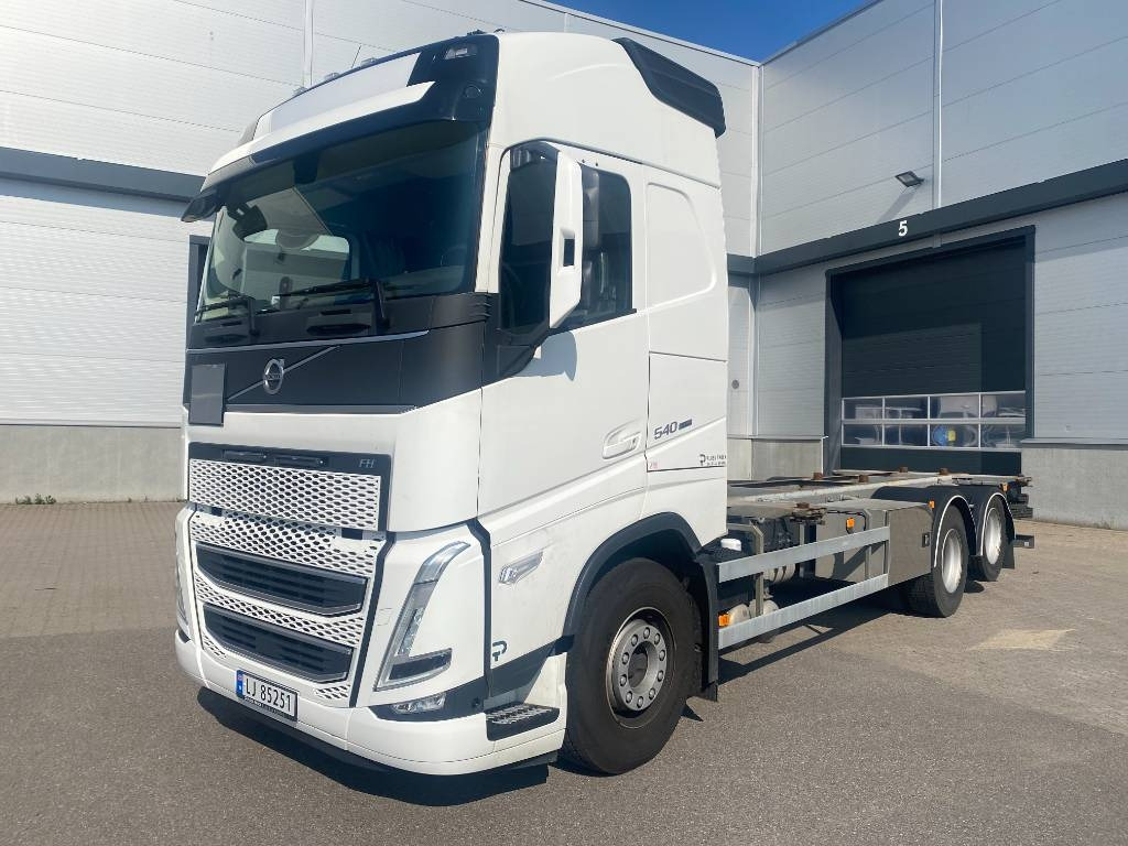 Volvo FH 540 - Контейнеровоз/ Змінний кузов вантажівка: фото 1 Volvo FH 540 - Контейнеровоз/ Змінний кузов вантажівка: фото 1