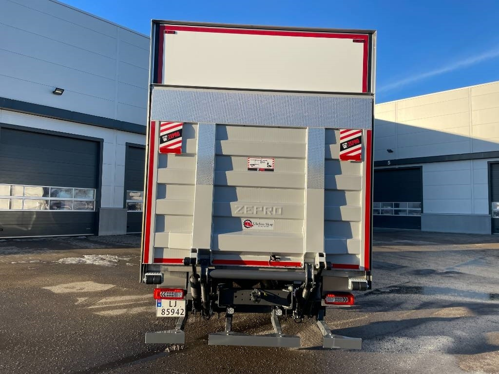 Volvo FM 330 - Вантажівка з закритим кузовом: фото 5 Volvo FM 330 - Вантажівка з закритим кузовом: фото 5