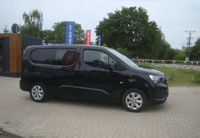 Opel COMBO 1.5D MAXI FUL OPCJA WYPOSAŻENIA - Легковий фургон: фото 5 Opel COMBO 1.5D MAXI FUL OPCJA WYPOSAŻENIA - Легковий фургон: фото 5