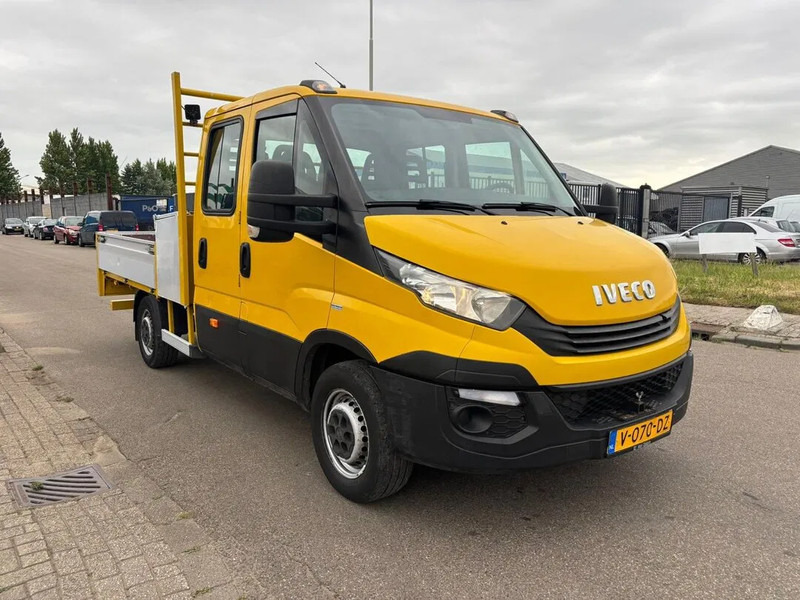 Iveco Daily 35S12 - Легка бортова вантажівка: фото 3 Iveco Daily 35S12 - Легка бортова вантажівка: фото 3