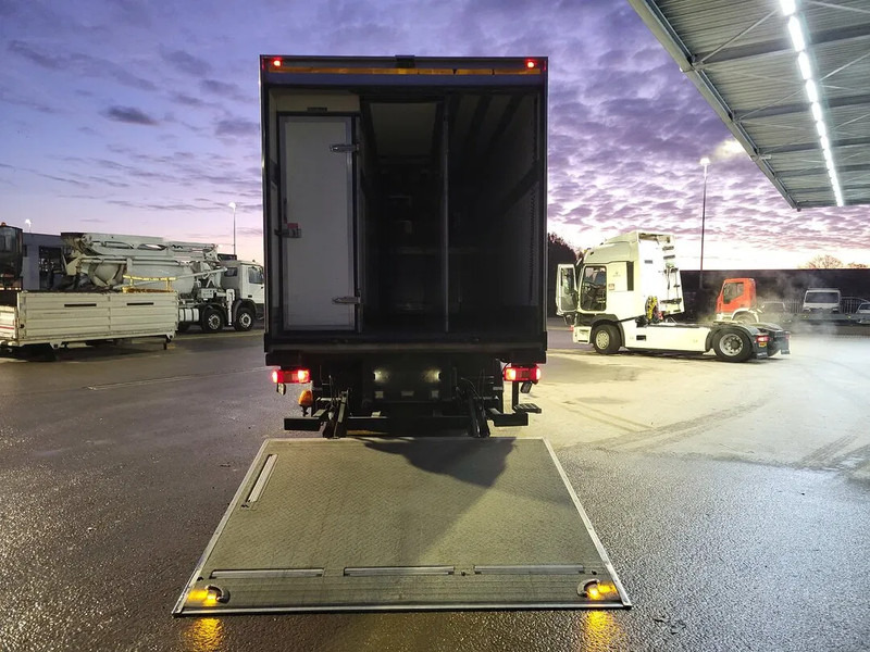 Volvo FM 330 Automatic Taillift Clima Cruise PTO LED Refrigerated Truck Euro6 2015 - Рефрижератор вантажівка: фото 5 Volvo FM 330 Automatic Taillift Clima Cruise PTO LED Refrigerated Truck Euro6 2015 - Рефрижератор вантажівка: фото 5