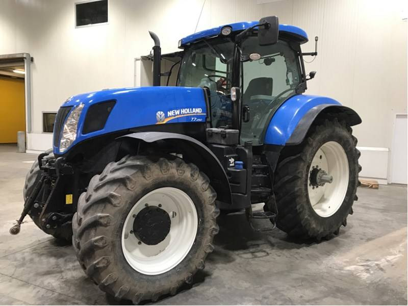 New Holland T7.250 - Трактор: фото 1 New Holland T7.250 - Трактор: фото 1