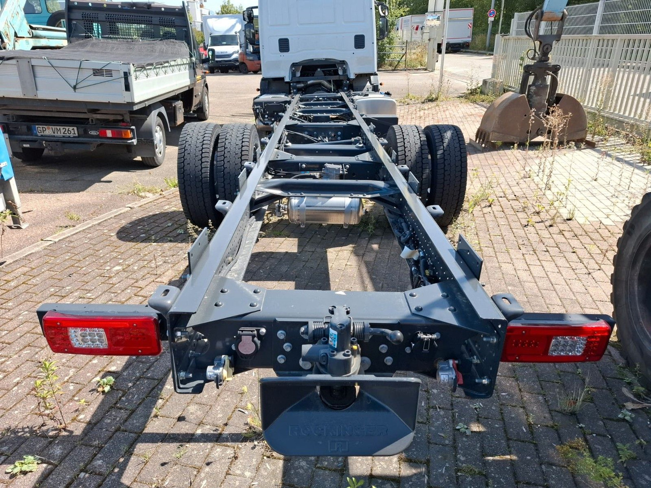 Iveco ML 140-280 FFH, Fahrgestell, Luft, Klima, ... - Вантажівка шасі: фото 2 Iveco ML 140-280 FFH, Fahrgestell, Luft, Klima, ... - Вантажівка шасі: фото 2