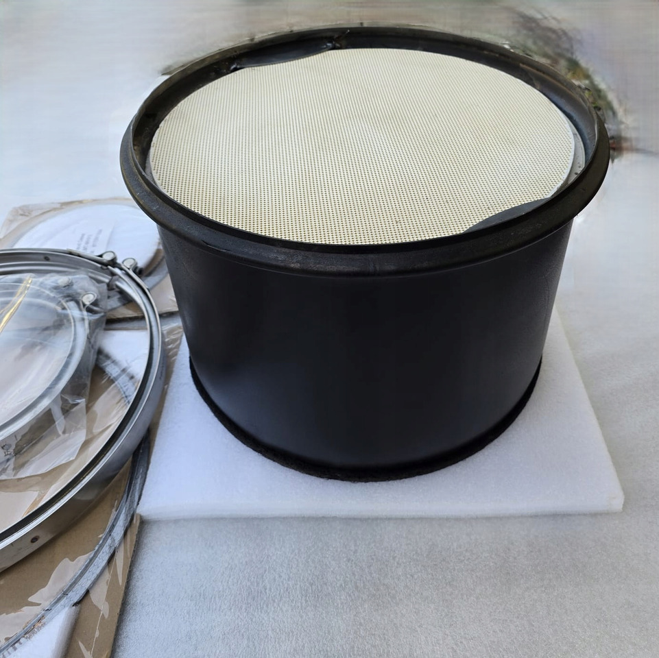 Nowy Wkład DPF MAN TGX Euro 6 + Zestaw uszczelek - Вихлопна система в категорії Вантажівки: фото 2 Nowy Wkład DPF MAN TGX Euro 6 + Zestaw uszczelek - Вихлопна система в категорії Вантажівки: фото 2