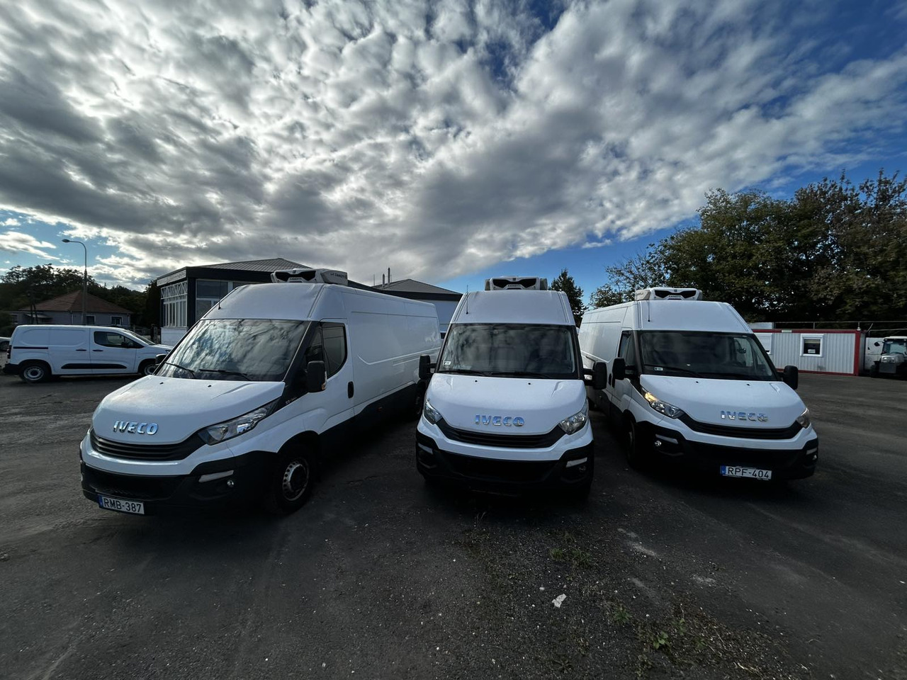 IVECO Daily 35S14 with Zanotti Z350 0°C Refrigeration (5 vehicles in stock) - Фургон-рефрижератор: фото 1 IVECO Daily 35S14 with Zanotti Z350 0°C Refrigeration (5 vehicles in stock) - Фургон-рефрижератор: фото 1