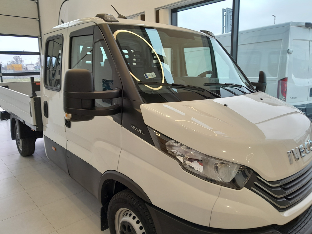 Iveco Daila 35 Daily C 18 H 3450 - Легка бортова вантажівка: фото 4 Iveco Daila 35 Daily C 18 H 3450 - Легка бортова вантажівка: фото 4