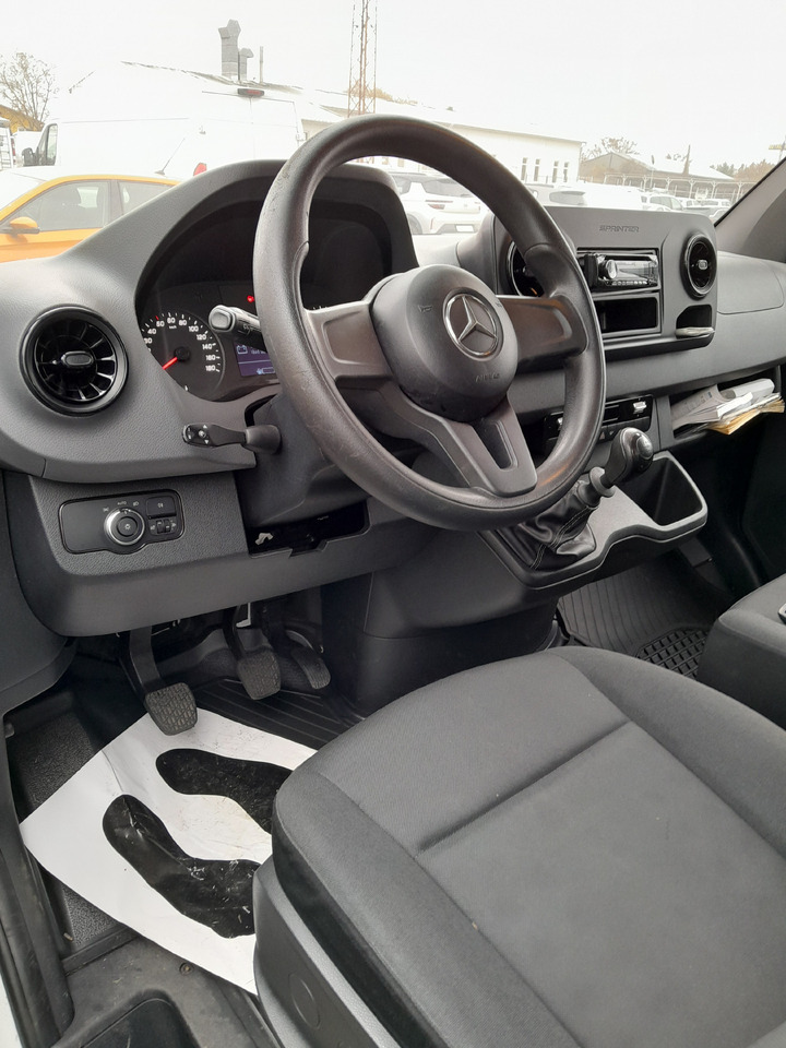 MERCEDES-BENZ Sprinter - Легка бортова вантажівка: фото 3 MERCEDES-BENZ Sprinter - Легка бортова вантажівка: фото 3