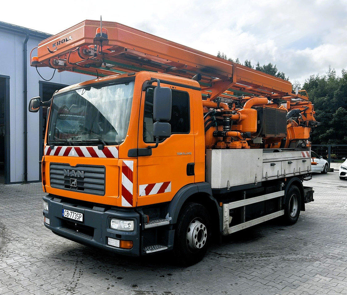 MAN TGM 15.240 - Асенізатори: фото 2 MAN TGM 15.240 - Асенізатори: фото 2
