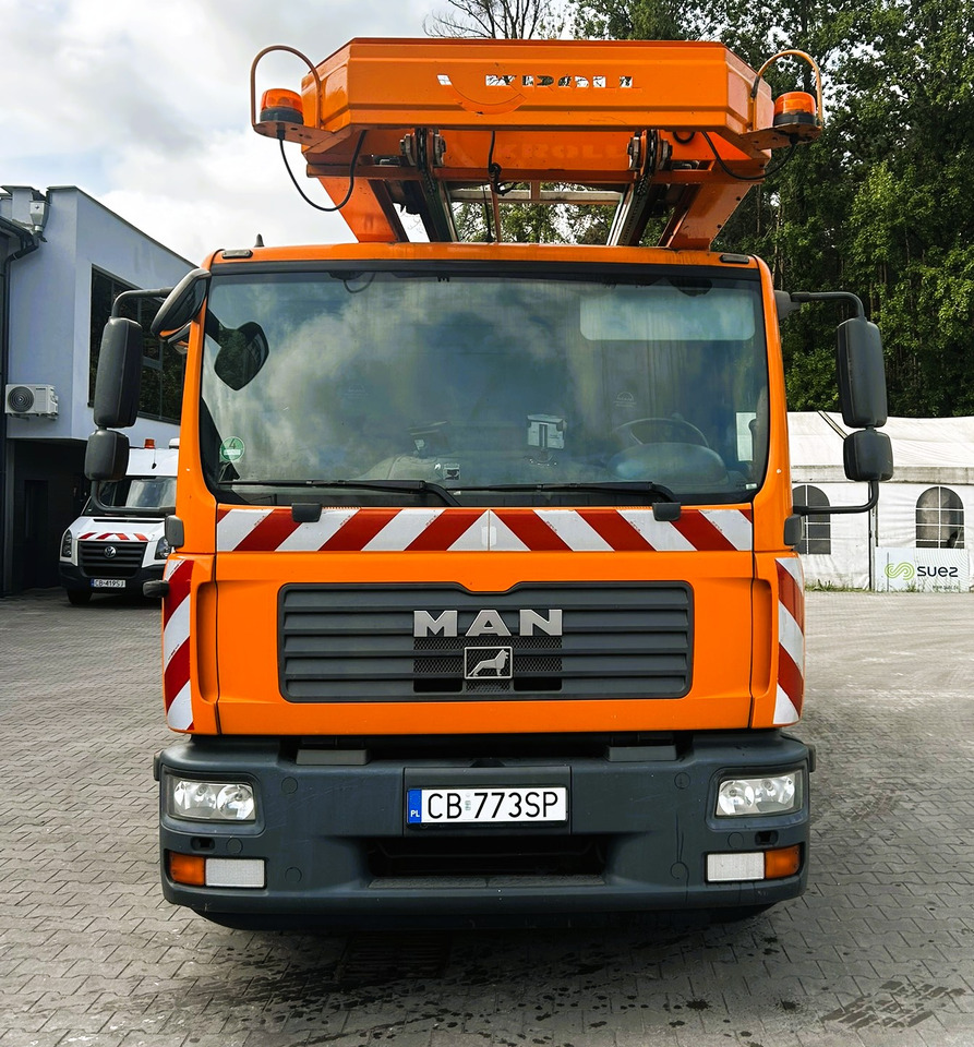 MAN TGM 15.240 - Асенізатори: фото 3 MAN TGM 15.240 - Асенізатори: фото 3