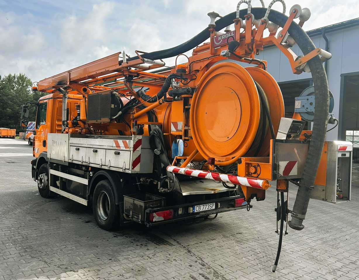 MAN TGM 15.240 - Асенізатори: фото 1 MAN TGM 15.240 - Асенізатори: фото 1