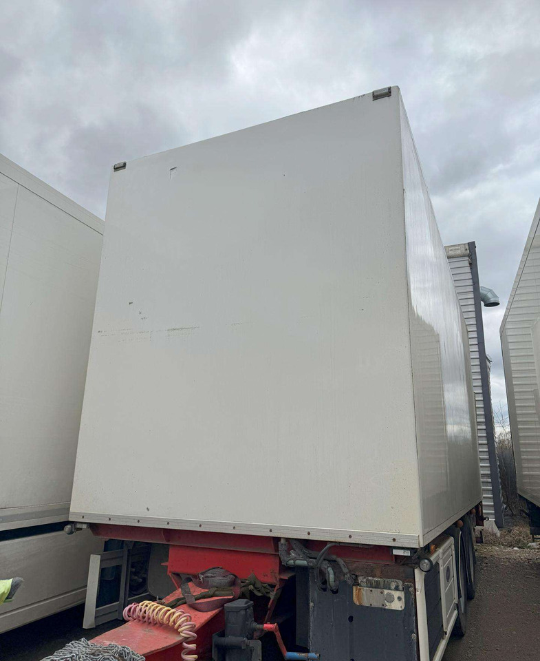 HFR BUSSBYGG KK18 - Рефрижератор напівпричіп: фото 1 HFR BUSSBYGG KK18 - Рефрижератор напівпричіп: фото 1