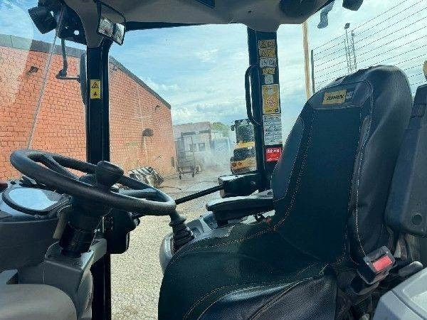 CAT 906M - Колісний навантажувач: фото 5 CAT 906M - Колісний навантажувач: фото 5