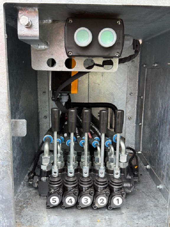 KALEPAR KLP2Y - Автовоз напівпричіп: фото 3 KALEPAR KLP2Y - Автовоз напівпричіп: фото 3