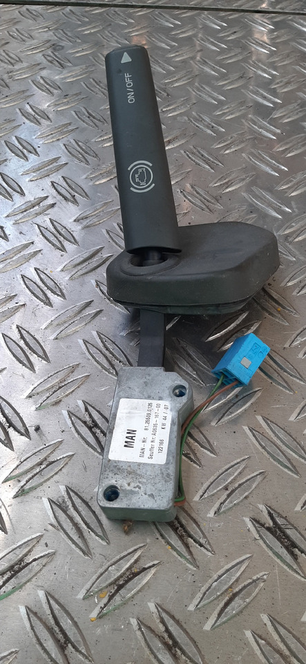 Підрульовий перемикач в категорії Вантажівки Gebr. Lenkstockschalter / Lenkstockhebel Motorbremse, MAN , Artikel - Nr. : 81.25509 - 0125: фото 7