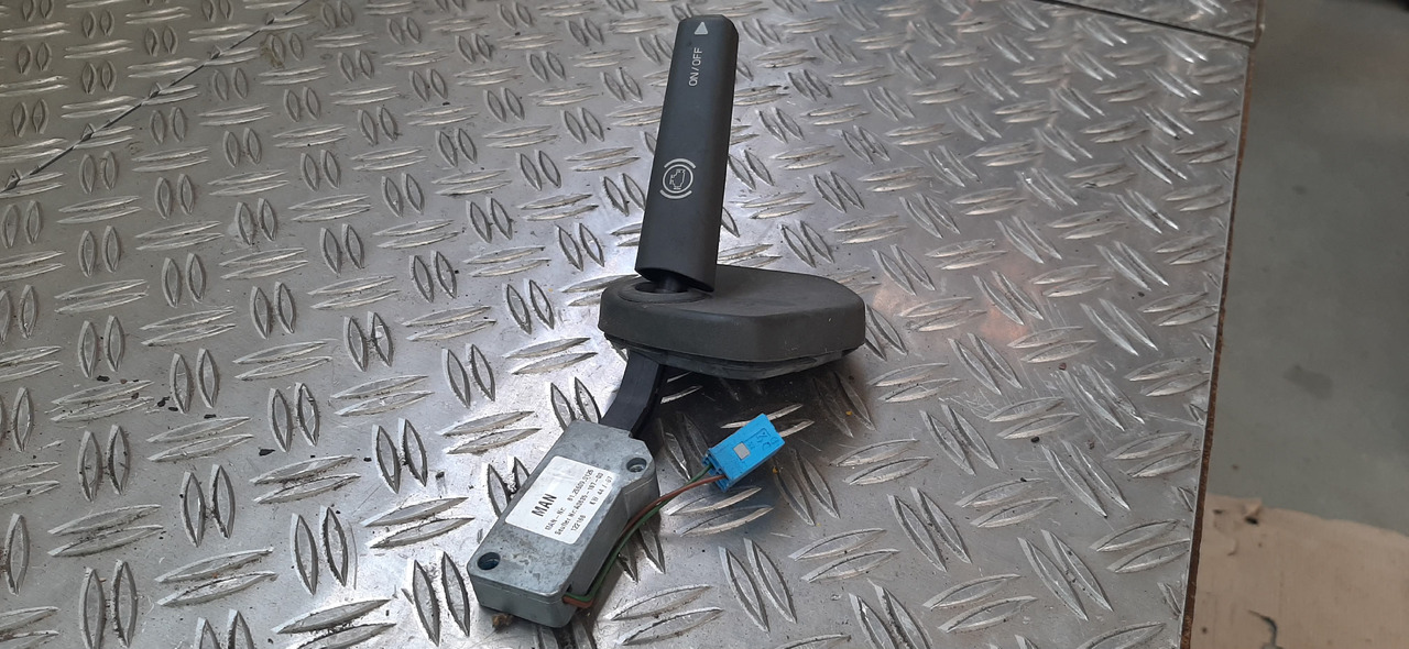 Підрульовий перемикач в категорії Вантажівки Gebr. Lenkstockschalter / Lenkstockhebel Motorbremse, MAN , Artikel - Nr. : 81.25509 - 0125: фото 6