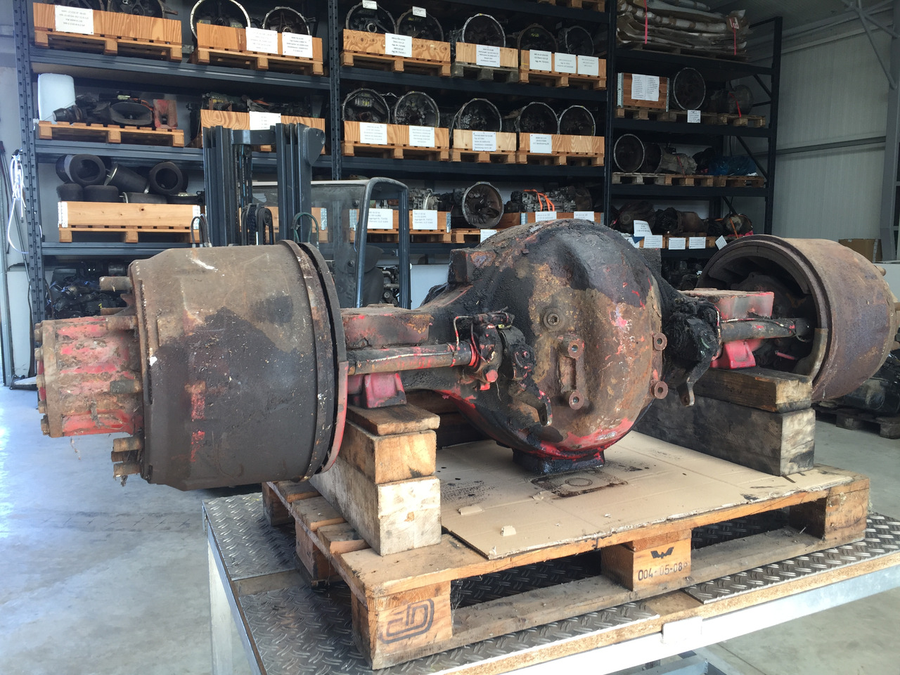 Gebrauchte Hinterachse MAN F2000, 26.422, Typ : HY 110, 13 Tonnen, Artikel - Nr. : 81.99999 - 9999 - Задня вісь в категорії Вантажівки: фото 1 Gebrauchte Hinterachse MAN F2000, 26.422, Typ : HY 110, 13 Tonnen, Artikel - Nr. : 81.99999 - 9999 - Задня вісь в категорії Вантажівки: фото 1