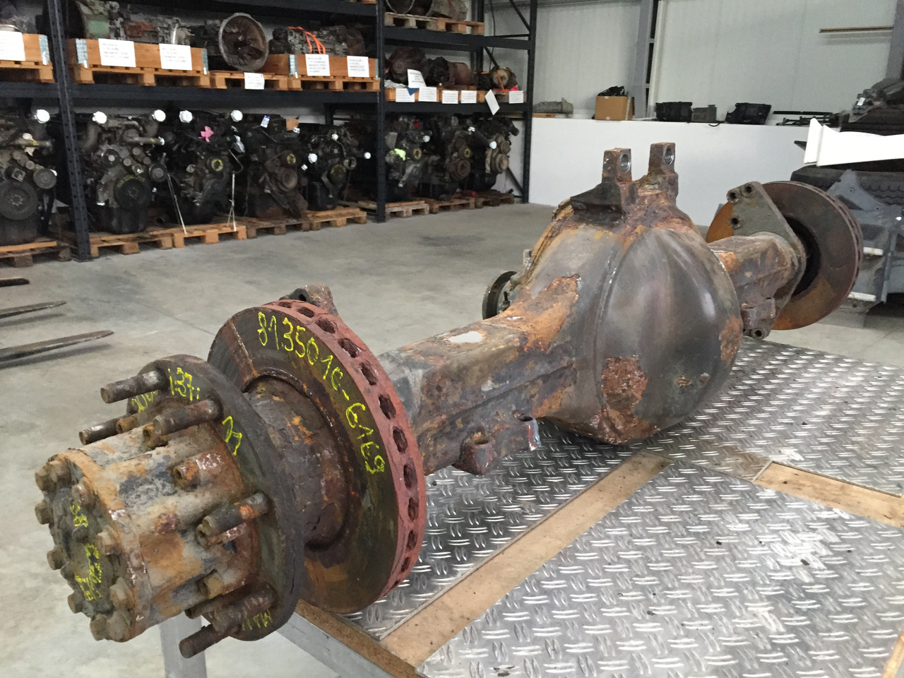 Gebrauchte Hinterachse MAN TGM 15.280, Typ : HY 11 3000, Artikel - Nr. : 81.35010 - 6169 - Задня вісь в категорії Вантажівки: фото 2 Gebrauchte Hinterachse MAN TGM 15.280, Typ : HY 11 3000, Artikel - Nr. : 81.35010 - 6169 - Задня вісь в категорії Вантажівки: фото 2