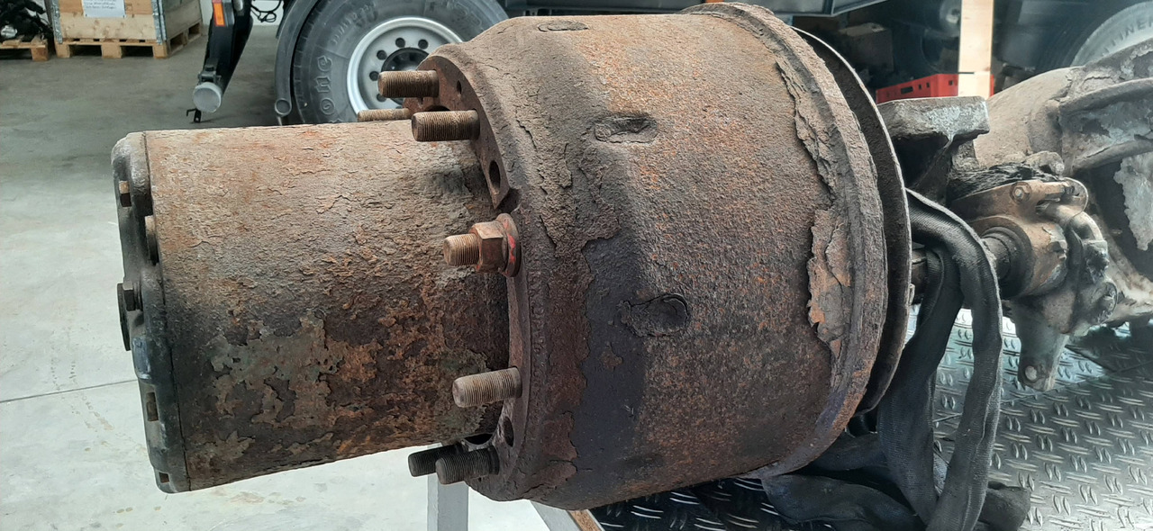 Задня вісь в категорії Вантажівки Gebrauchte MAN 19.321, Außenplanetenachse, Artikel - Nr. : 81.99999 - 9999: фото 12