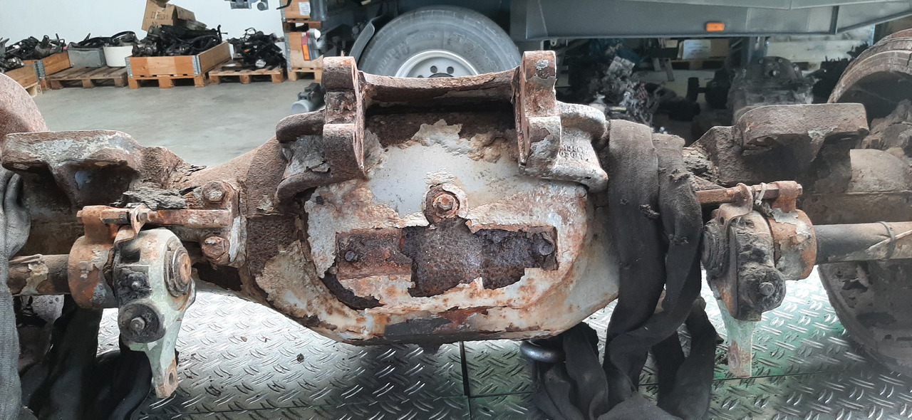 Задня вісь в категорії Вантажівки Gebrauchte MAN 19.321, Außenplanetenachse, Artikel - Nr. : 81.99999 - 9999: фото 14