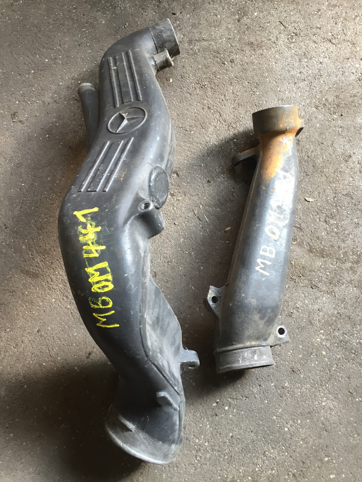 Gebrauchtes MB Motortyp OM 441 LA Ansaugrohr, Artikel - Nr. : A 999 999 99 99 - Впускна труба в категорії Вантажівки: фото 1 Gebrauchtes MB Motortyp OM 441 LA Ansaugrohr, Artikel - Nr. : A 999 999 99 99 - Впускна труба в категорії Вантажівки: фото 1