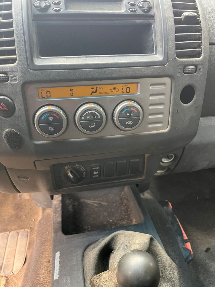 Nissan Navarra No Registration - Пікап: фото 4 Nissan Navarra No Registration - Пікап: фото 4