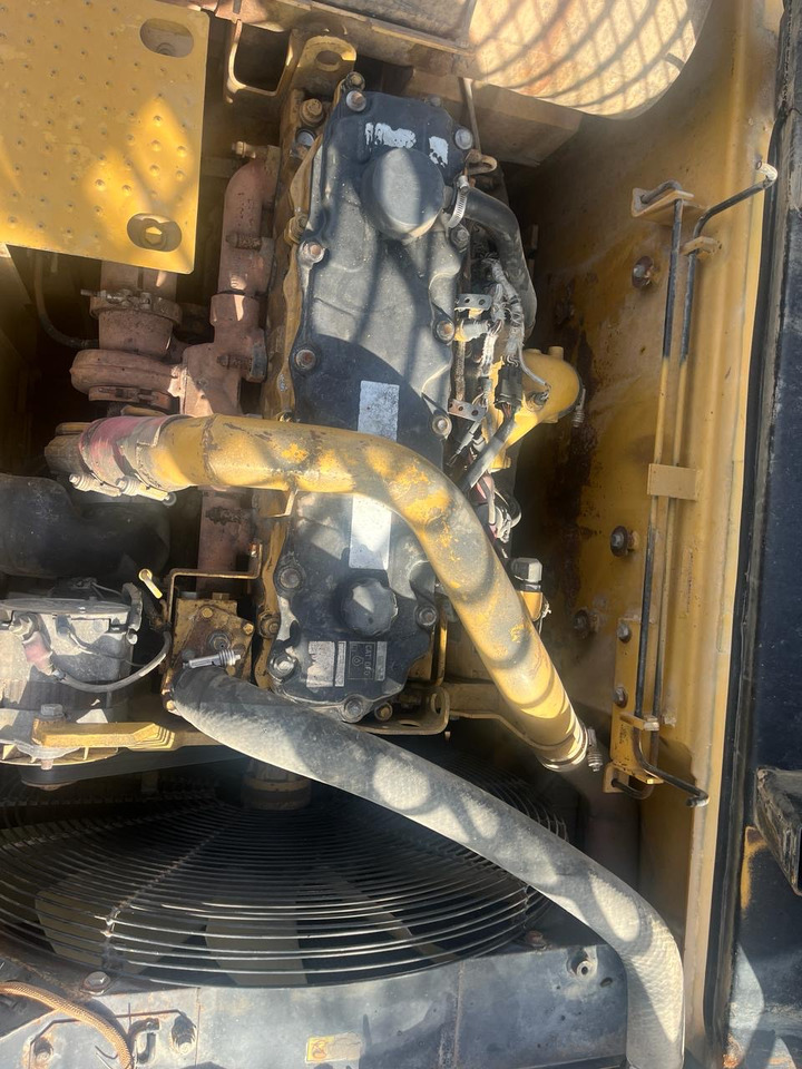 CATERPILLAR 325DL - Гусеничний екскаватор: фото 3 CATERPILLAR 325DL - Гусеничний екскаватор: фото 3