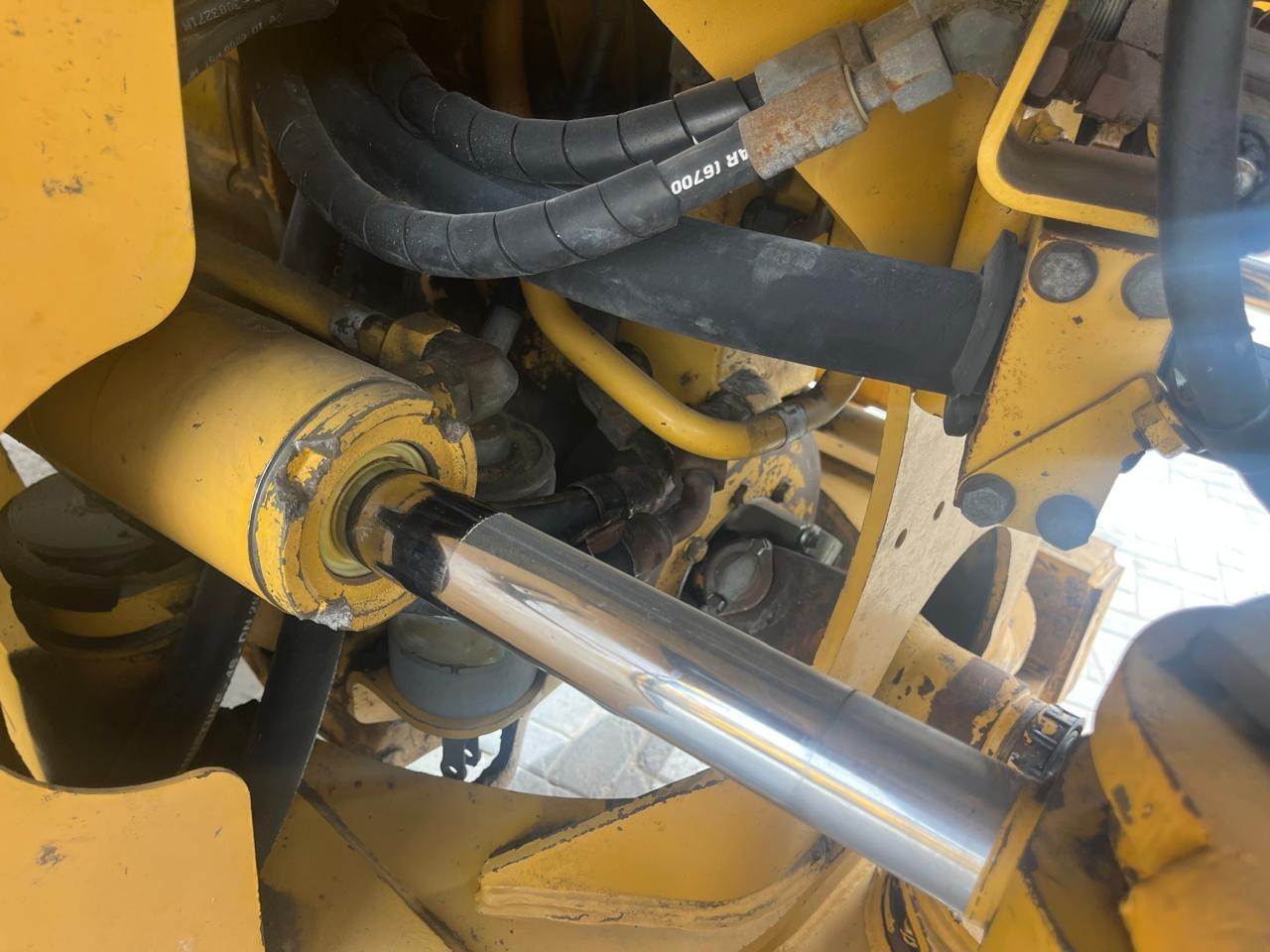 CATERPILLAR 950H - Колісний навантажувач: фото 5 CATERPILLAR 950H - Колісний навантажувач: фото 5