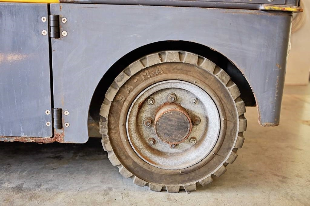 DEC Modena - Складські тягач: фото 2 DEC Modena - Складські тягач: фото 2