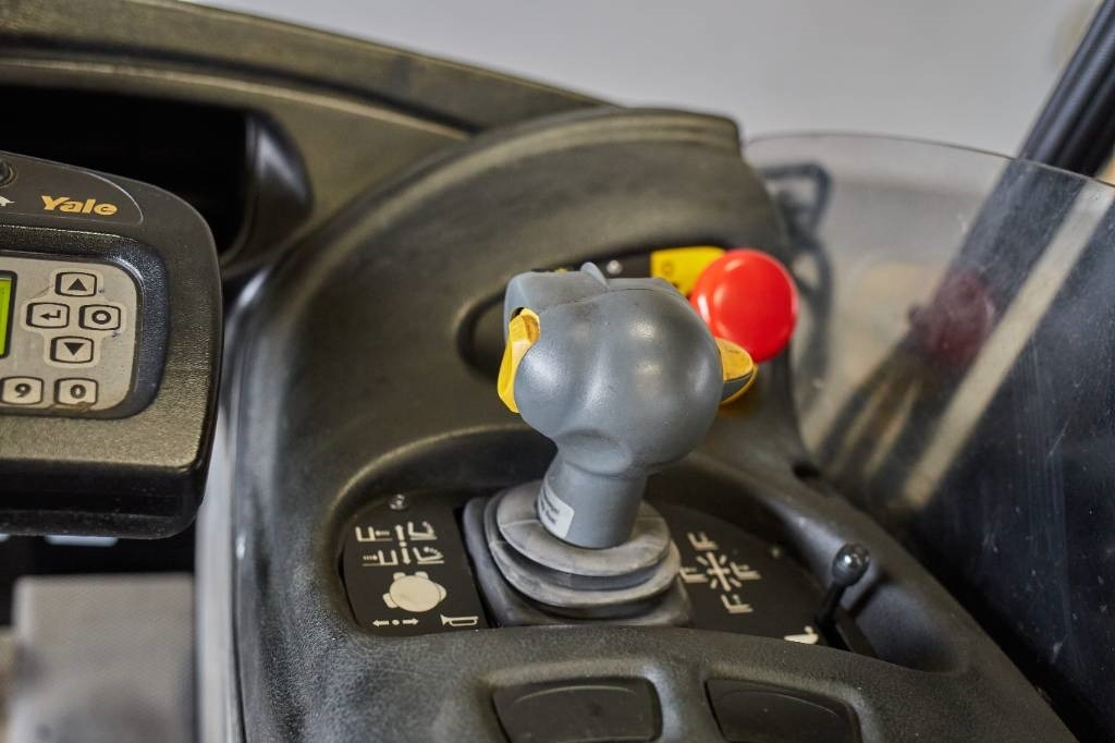 Yale MR14 - Електронавантажувач: фото 4 Yale MR14 - Електронавантажувач: фото 4