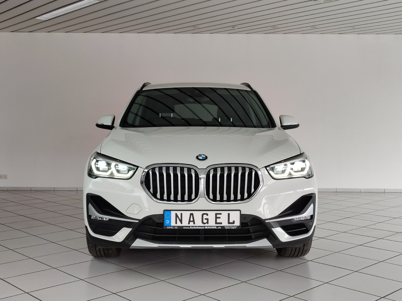 BMW X1 xDrive 20 i xLine Navi Rükam Leder DAB - Позашляховик: фото 4 BMW X1 xDrive 20 i xLine Navi Rükam Leder DAB - Позашляховик: фото 4