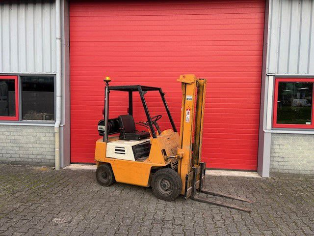 Komatsu KOMATSU - Навантажувач вилковий: фото 3 Komatsu KOMATSU - Навантажувач вилковий: фото 3