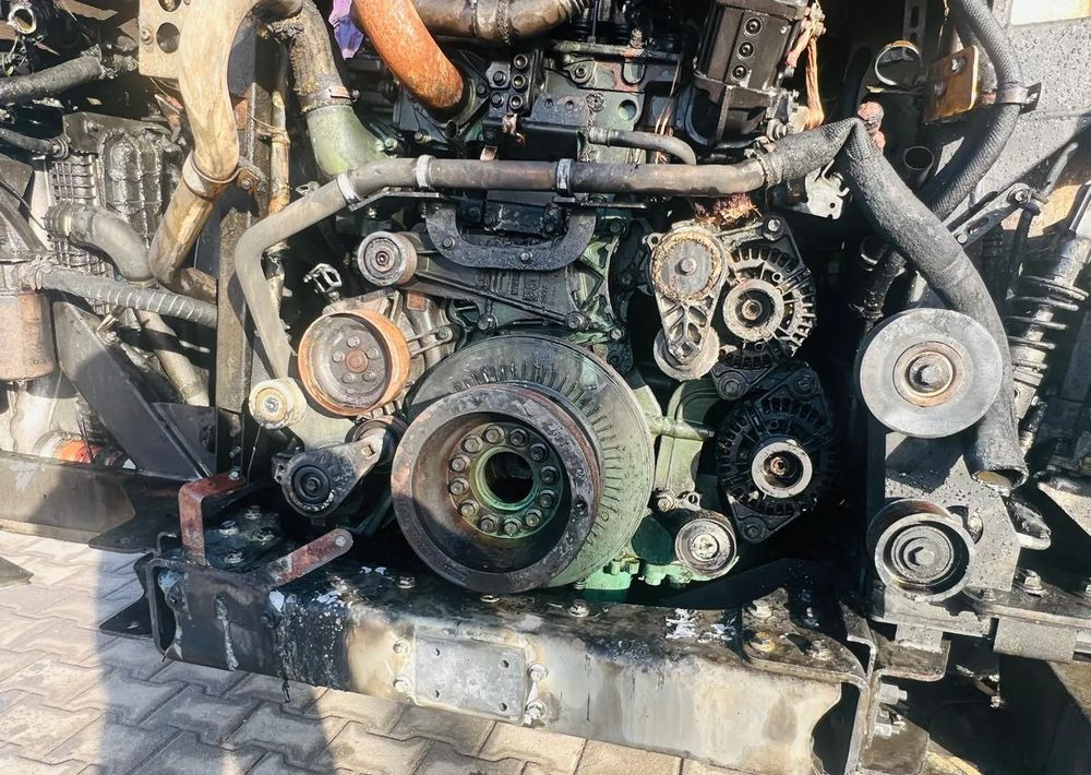 Туристичний автобус Volvo 9900: фото 10 Туристичний автобус Volvo 9900: фото 10