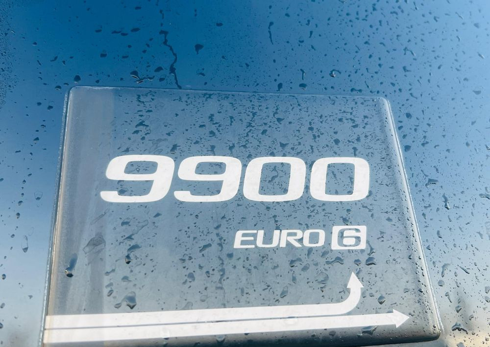 Туристичний автобус Volvo 9900: фото 7 Туристичний автобус Volvo 9900: фото 7