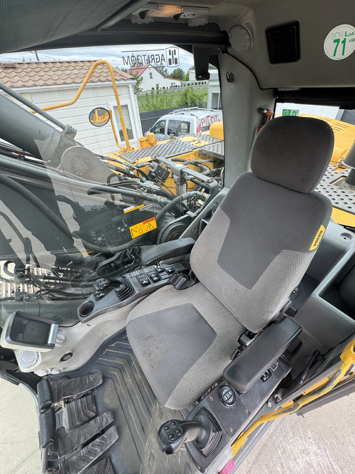 VOLVO EC 240 CNL - Гусеничний екскаватор: фото 3 VOLVO EC 240 CNL - Гусеничний екскаватор: фото 3