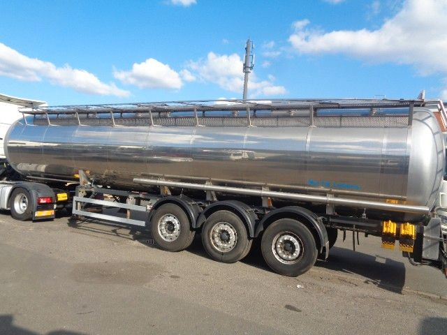 Lebensmitteltank - Напівпричіп цистерна, Доїльне обладнання: фото 3 Lebensmitteltank - Напівпричіп цистерна, Доїльне обладнання: фото 3