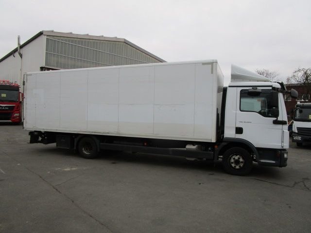 MAN TGL 12.220 4x2 BL Euro 6, LDBW. Navigation, 7,10 - Вантажівка з закритим кузовом: фото 3 MAN TGL 12.220 4x2 BL Euro 6, LDBW. Navigation, 7,10 - Вантажівка з закритим кузовом: фото 3