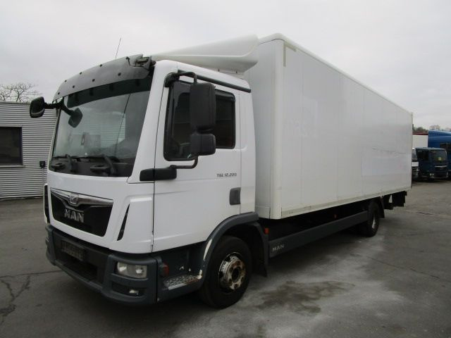 MAN TGL 12.220 4x2 BL Euro 6, LDBW. Navigation, 7,10 - Вантажівка з закритим кузовом: фото 1 MAN TGL 12.220 4x2 BL Euro 6, LDBW. Navigation, 7,10 - Вантажівка з закритим кузовом: фото 1