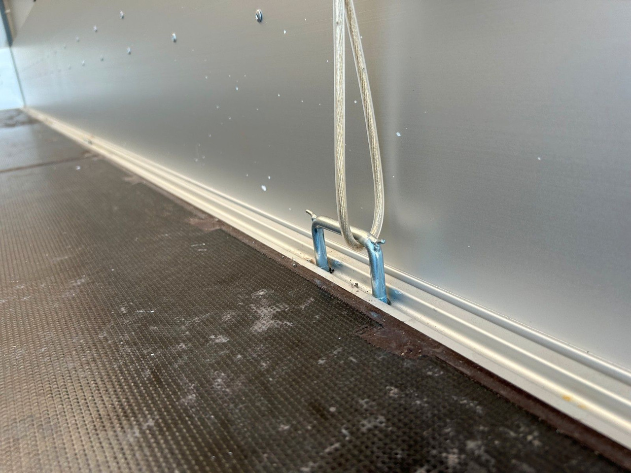 Fiat DUCATO XLWB MAXI Pritsche+Plane - Тентований фургон: фото 4 Fiat DUCATO XLWB MAXI Pritsche+Plane - Тентований фургон: фото 4