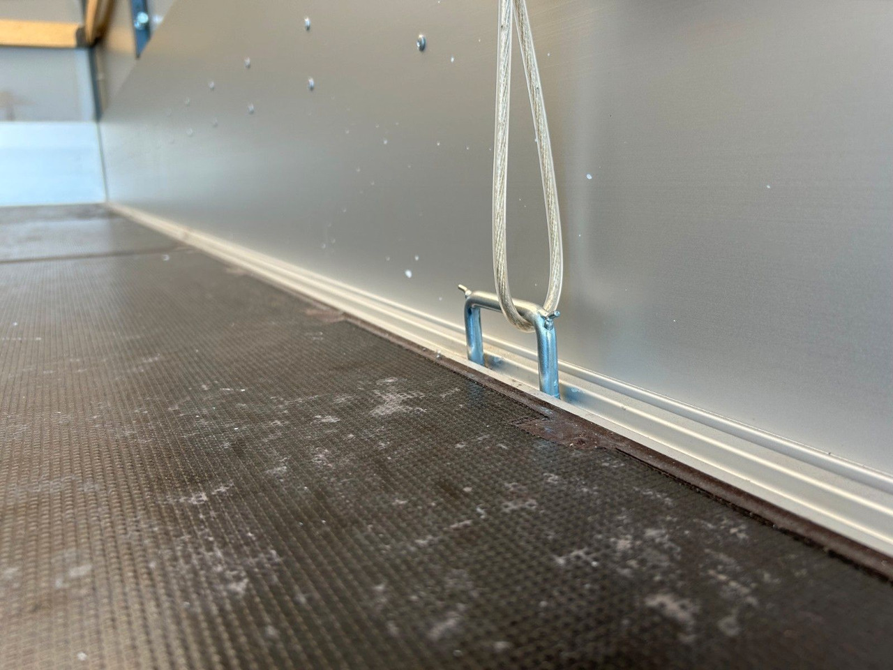 Fiat DUCATO XLWB MAXI Pritsche+Plane - Тентований фургон: фото 3 Fiat DUCATO XLWB MAXI Pritsche+Plane - Тентований фургон: фото 3