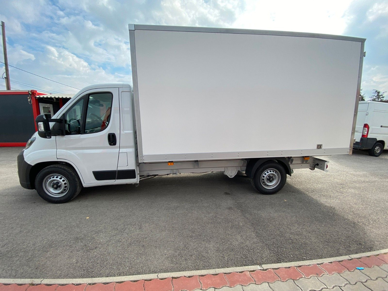 Fiat Ducato KOFFER - Фургон з закритим кузовом: фото 3 Fiat Ducato KOFFER - Фургон з закритим кузовом: фото 3
