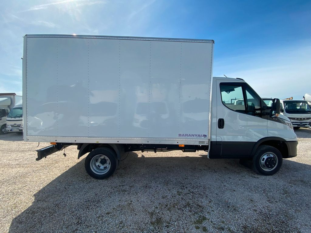 Iveco Daily Koffer mit LBW SOFORT Euro6E Iveco Daily Koffer mit LBW SOFORT Euro6E - Фургон з закритим кузовом: фото 2 Iveco Daily Koffer mit LBW SOFORT Euro6E Iveco Daily Koffer mit LBW SOFORT Euro6E - Фургон з закритим кузовом: фото 2