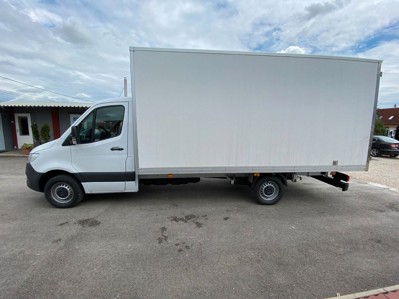 Mercedes-Benz Sprinter 319 Koffer - Фургон з закритим кузовом: фото 3 Mercedes-Benz Sprinter 319 Koffer - Фургон з закритим кузовом: фото 3